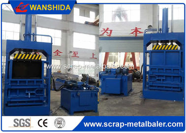 acheter La machine de emballage verticale hydraulique pour les bouteilles en plastique de Cardbaord de déchets d'OCC font des balles online manufacture
