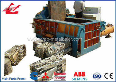 qualité  PLC Automatic Control Aluminum Can Compactor Machine , Scrap Steel Baler Machines 6500KG usine