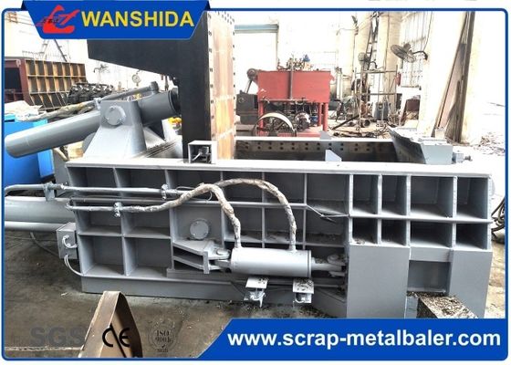 acheter 250ton Hydraulic Scrap Metal baling machine with Side push out type and PLC automatic control online manufacture