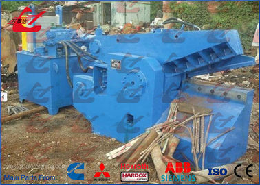 Machine hydraulique adaptée aux besoins du client de cisaillement d'alligator de longueur de lame pour les aciéries Q43-1200