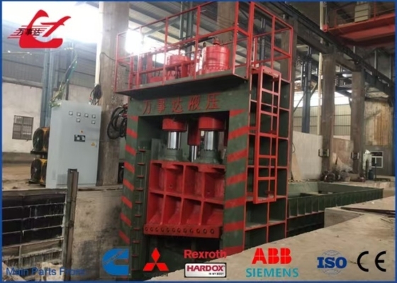 Cisailles guillotine hydrauliques de 500 tonnes pour métaux ferreux et non ferreux pour casse de recyclage de métaux 5-8 tonnes/heure