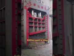 Cisaille à portique pour métaux ferraille de 800 tonnes pour le cisaillage de grosses sections d'acier